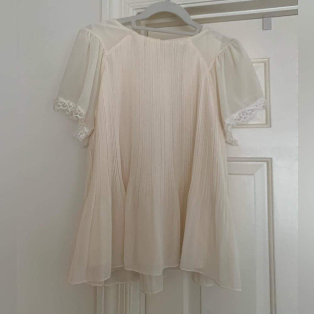 Creamy Blouse with Lace Details